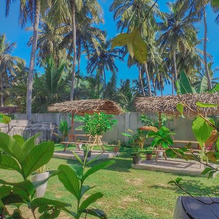 The Dream Inn Guesthouse Passikudah バッティカロア エクステリア 写真
