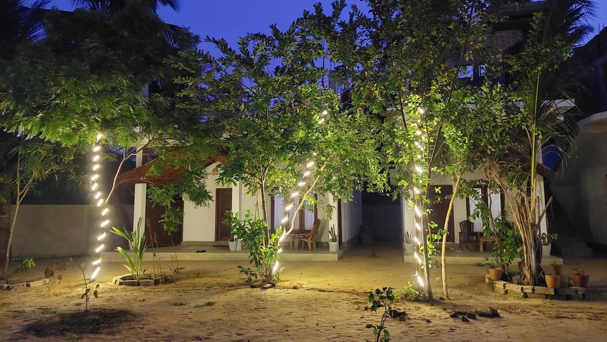 The Dream Inn Guesthouse Passikudah バッティカロア エクステリア 写真