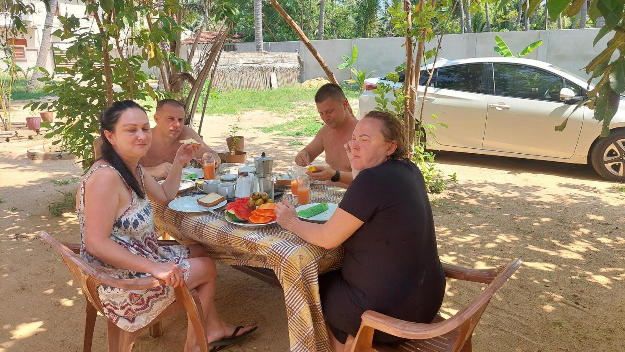 The Dream Inn Guesthouse Passikudah バッティカロア エクステリア 写真